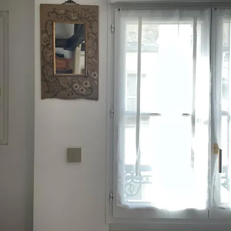 Du Prince, 70 Sqm Ac Lift Terrace Garage Apartment *