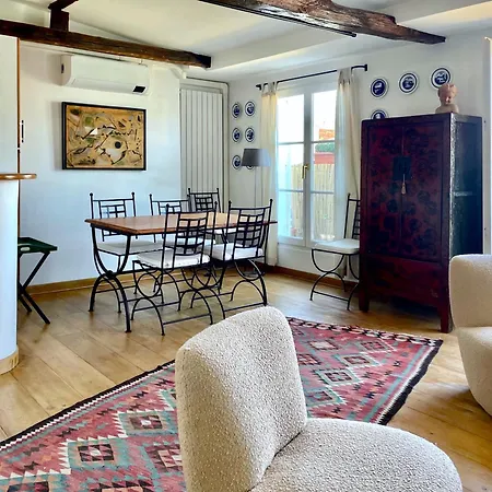 Du Prince, 70 Sqm Ac Lift Terrace Garage Apartment