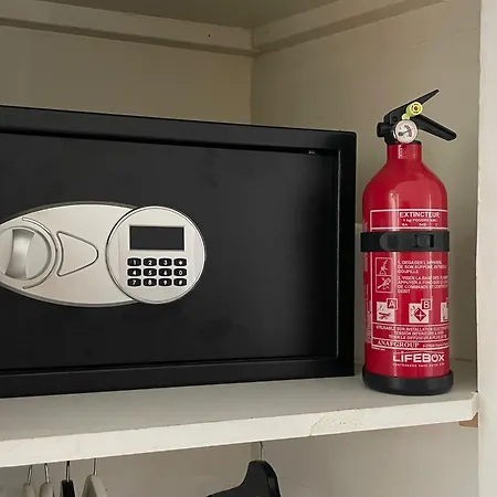 Du Prince, 70 Sqm Ac Lift Terrace Garage * Parigi