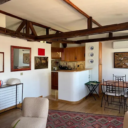 Du Prince, 70 Sqm Ac Lift Terrace Garage *